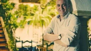 Paco Rosales