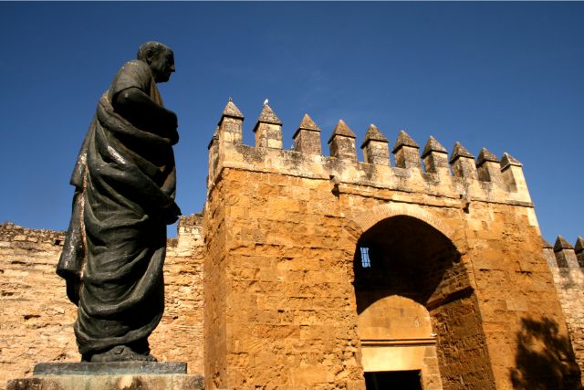 estatua de Séneca