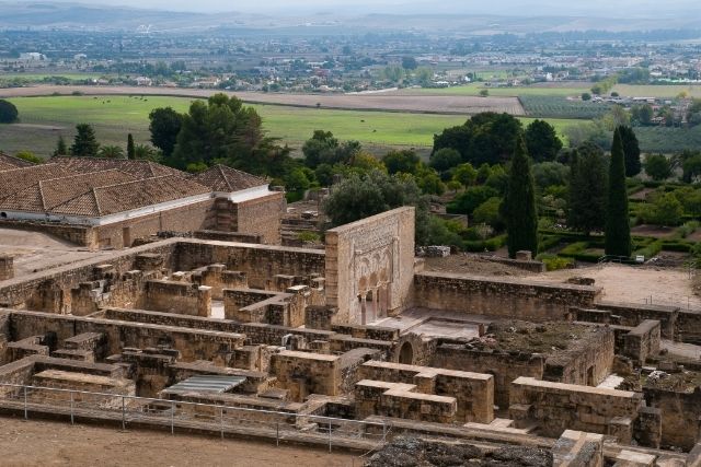 vistas del complejo de Medina Azahara