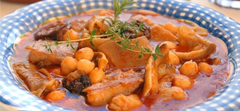 Menudo gitano: receta del guiso andaluz de callos y garbanzos 4